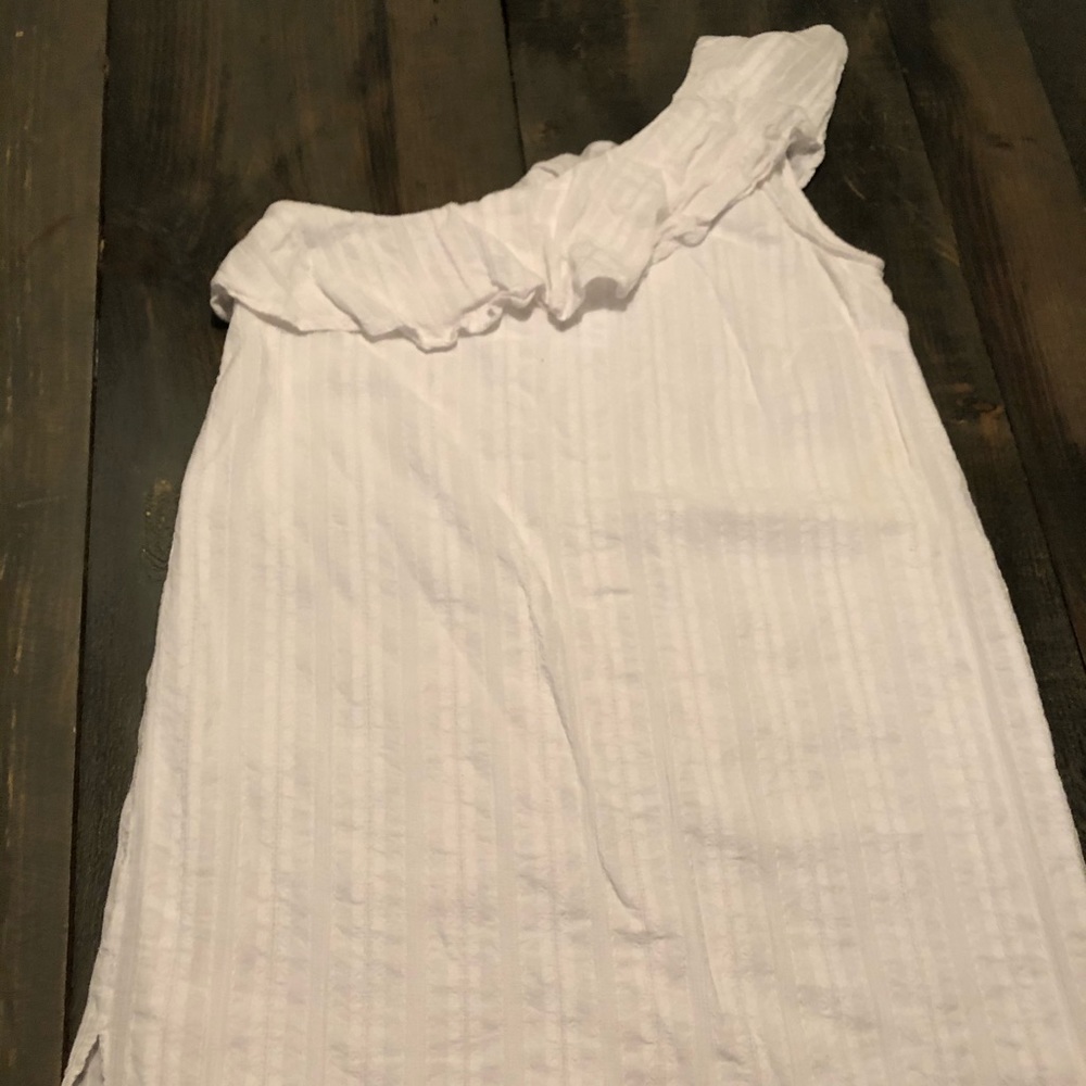 White one shoulder dress